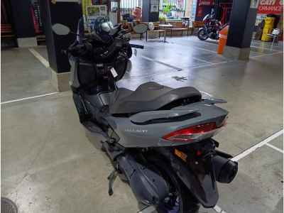 Suzuki Burgman 400 2023