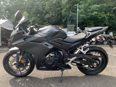 Honda CBR400R 2024