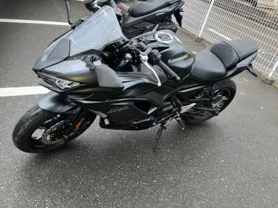 Kawasaki Ninja 650 2025