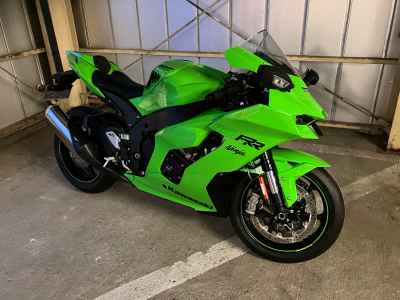 Kawasaki Ninja ZX-10RR 2021
