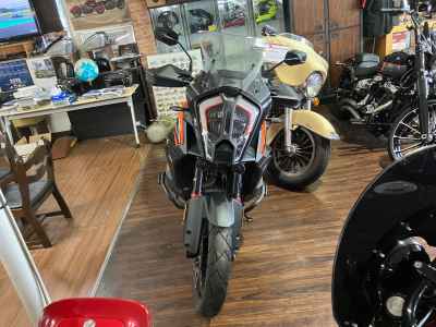 KTM 1290 Super Adventure S 2023