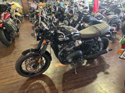 Triumph Bonneville T120 2025