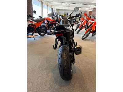 KTM 990 Duke 2024