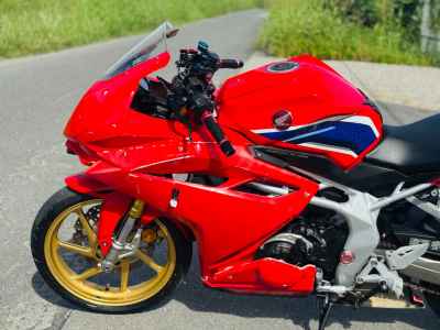 Honda CB250R 2020