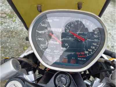 Suzuki GSX250S Katana