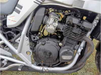 Suzuki GSX250S Katana