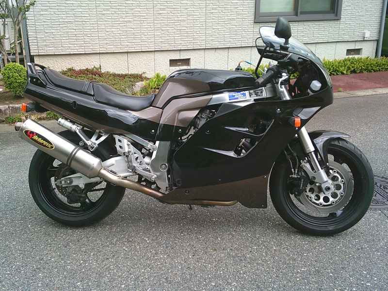 Suzuki GSX-R1100
