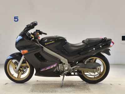 Kawasaki ZZR250