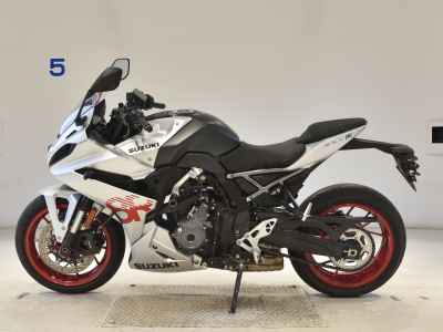 Suzuki GSX-8R 2025