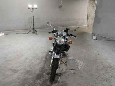 Yamaha SR400 2021