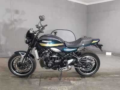 Kawasaki Z900RS 2022