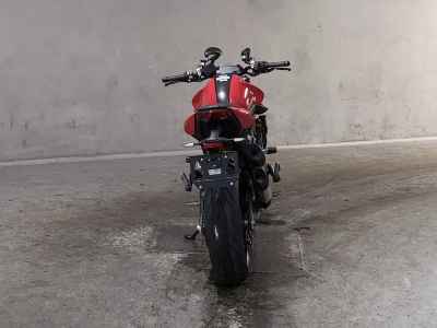 Ducati Monster 937+ 2022