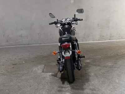 Kawasaki W800 2016