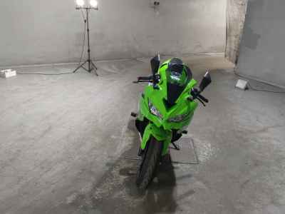 Kawasaki Ninja ZX-4RR 2024