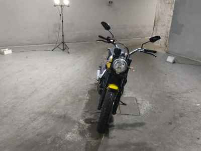 Ducati Scrambler Icon 2015