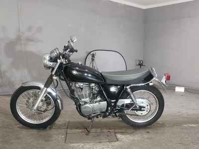 Yamaha SR400 2015