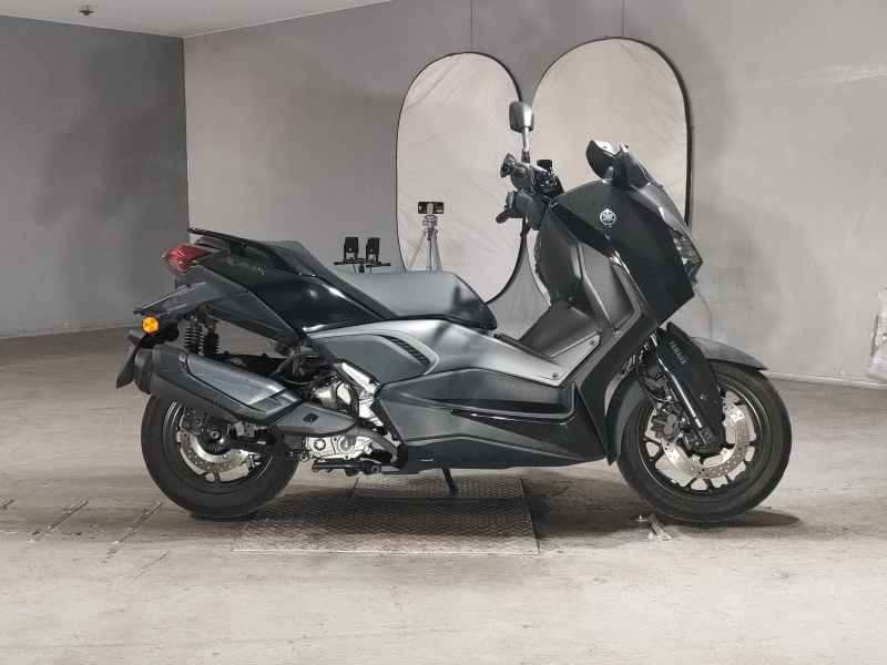 Yamaha XMAX 250 2025