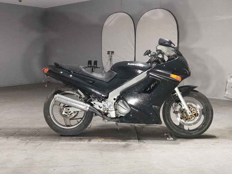 Kawasaki ZZR250