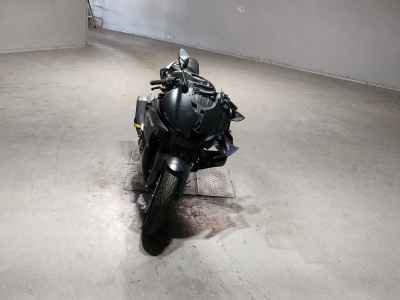 Yamaha YZF-R25 2021