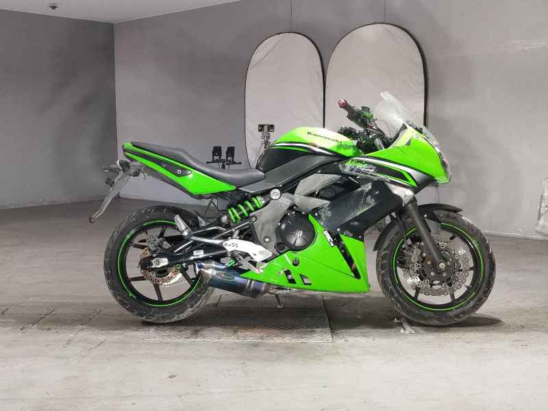 Kawasaki Ninja 400R 2012