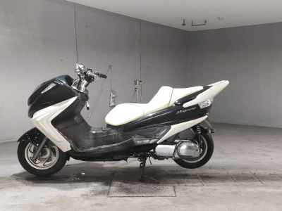 Yamaha Majesty 250