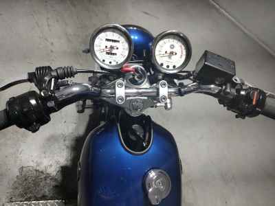 Yamaha SR400 2021