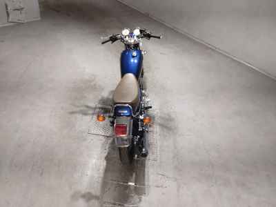 Yamaha SR400 2021