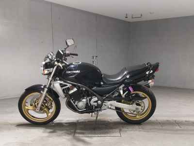 Kawasaki Balius ZR250