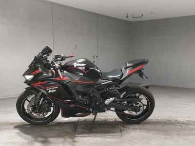 Kawasaki Ninja ZX-4R SE 2024