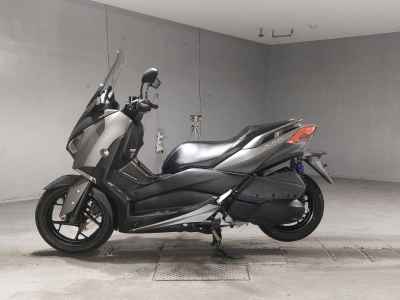 Yamaha XMAX 250