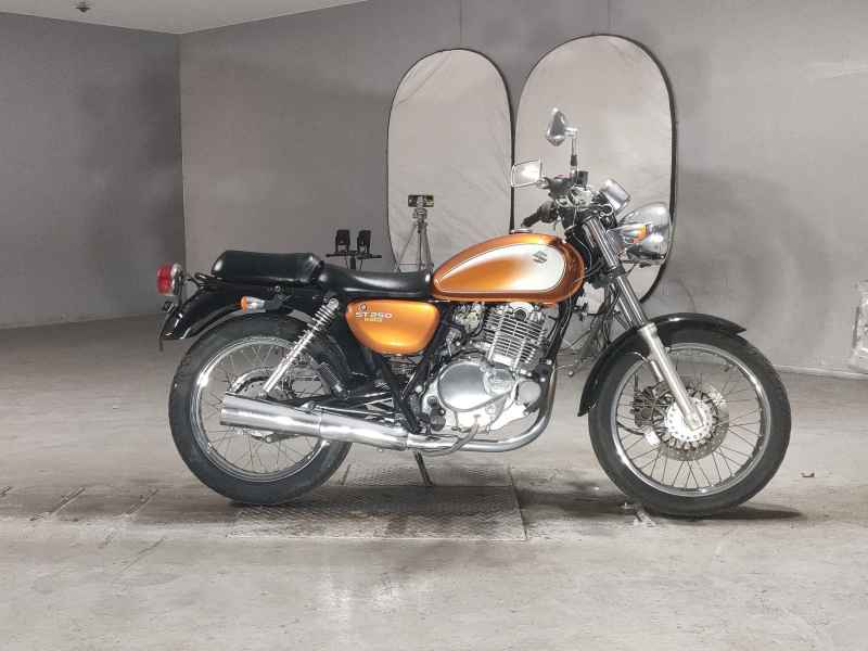 Suzuki ST250E