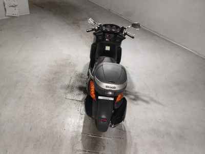 Suzuki Gemma 250