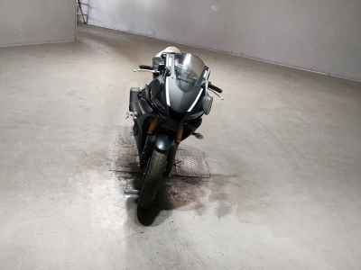 Yamaha YZF-R25
