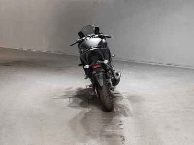 Yamaha YZF-R25