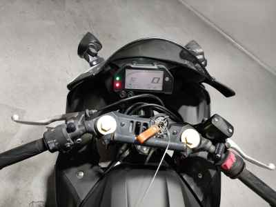 Yamaha YZF-R25
