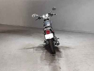 Yamaha SR400 2021