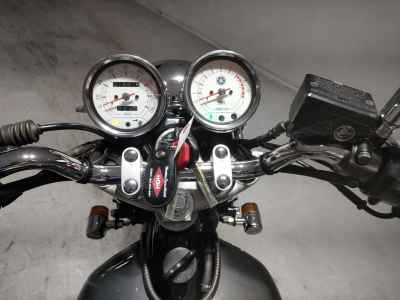 Yamaha SR400 2021