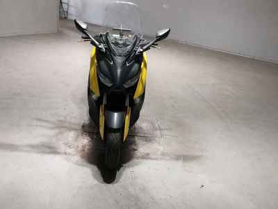 Yamaha XMAX 250