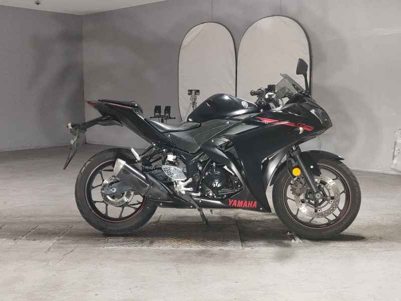 Yamaha YZF-R25