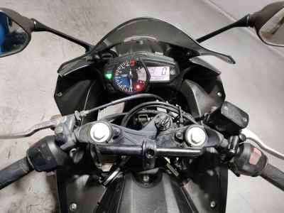 Yamaha YZF-R25