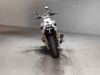 Honda CB1300SF 2023