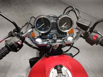 Kawasaki ZRX400 2024