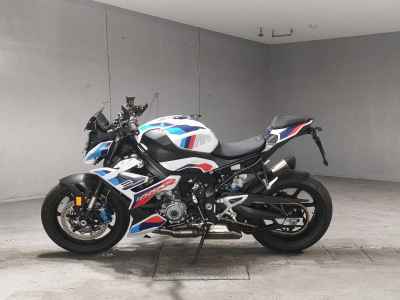BMW M1000R 2023