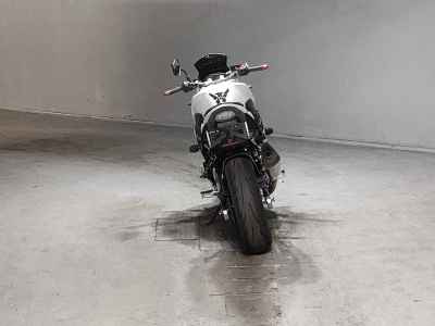 Suzuki GSR750 2012