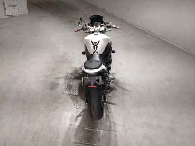 Suzuki GSR750 2012