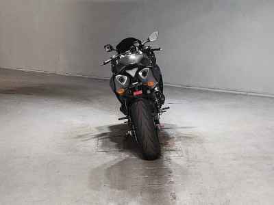 Yamaha YZF-R1 2011