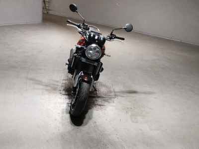 Kawasaki Z900RS 2018