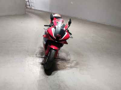 Honda CBR600RR 2021