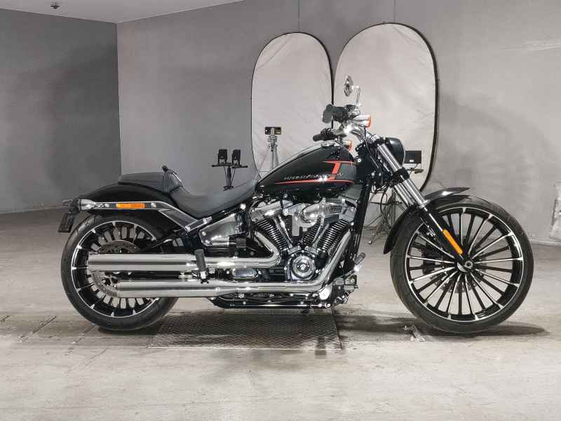 Harley-Davidson Breakout FXBR1920 2013