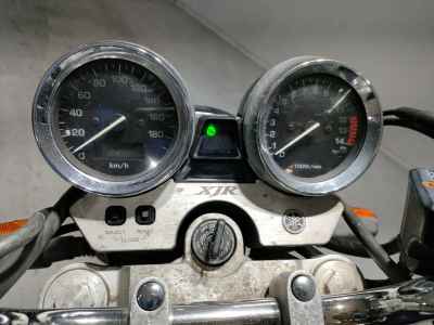 Yamaha XJR400